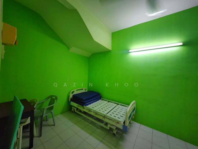 2-storey Terraced House for Sale in Taman Tasek (Ipoh) - Qazin Khoo - Bedroom - PropertyGuru.com.my
