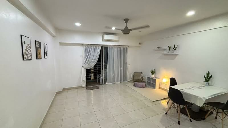 Condominium for Sale at Sea View Tower - Mandy Tan - Living Room - PropertyGuru.com.my