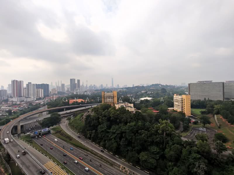 Kondominium untuk Dijual di Sri Putramas III / Royal Regent - Jonathan Raj - Exterior - PropertyGuru.com.my