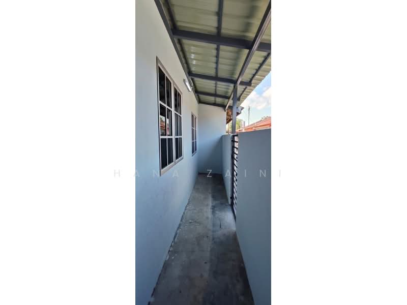 Rumah Teres untuk Dijual di Taman Intan Perdana (Si Rusa) - Hana Zaini - Exterior - PropertyGuru.com.my