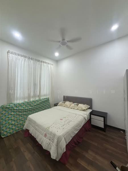 Service Residence for Rent at D'carlton (Residensi Seri Mega) - Mandy Goh Siew Li - Bedroom - PropertyGuru.com.my