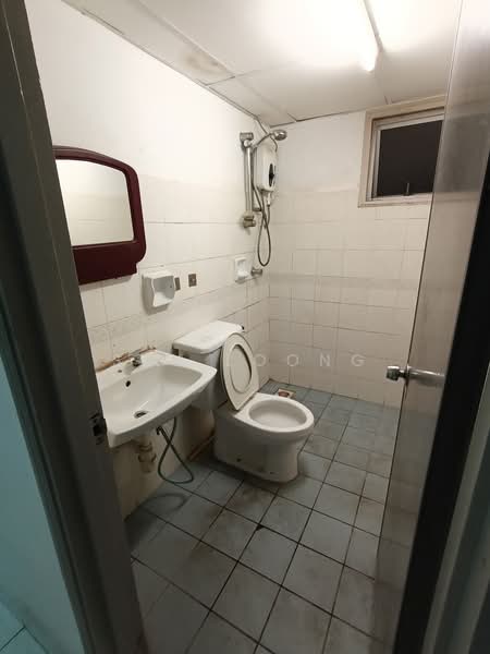 Condominium for Rent at Pantai Hillpark 2 - Sky Loong - Bathroom - PropertyGuru.com.my