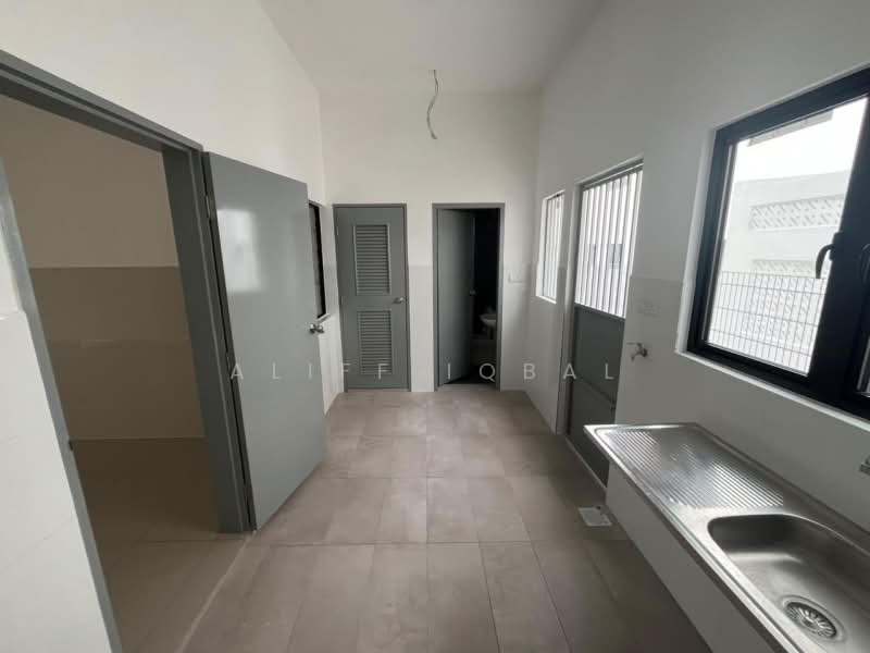 Rumah Teres 2-Tingkat untuk Disewa di Setia Alam (Selangor) - Aliff Iqbal - PropertyGuru.com.my