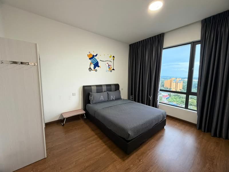 Kediaman Servis untuk Dijual di Country Garden Central Park - Stephanie Yap - Bedroom - PropertyGuru.com.my