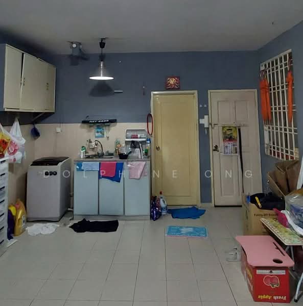 Pangsapuri untuk Disewa di Lake View Suites - Dolphine Ong - Kitchen - PropertyGuru.com.my