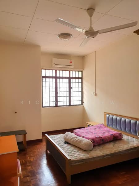 2-storey Terraced House for Sale in Bandar Utama 7 (Bandar Utama) - Richard Liew - Bedroom - PropertyGuru.com.my