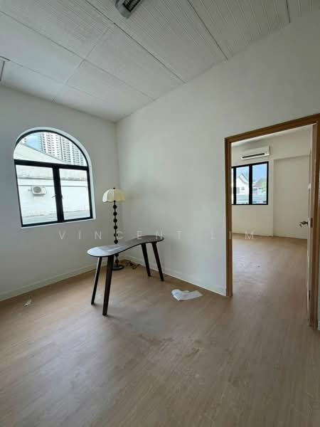 Semi-Detached House for Sale in Taman Majidee (Johor Bahru) - Vincent Lim - PropertyGuru.com.my