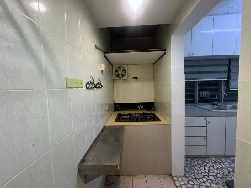 Flat for Rent at Flat Mahkota Cheras (L6 L7 L8 L9) - Chun Wei - Kitchen - PropertyGuru.com.my