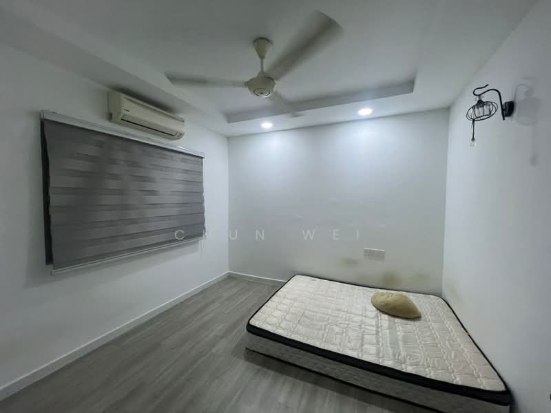 Flat for Rent at Flat Mahkota Cheras (L6 L7 L8 L9) - Chun Wei - Bedroom - PropertyGuru.com.my