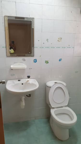 Condominium for Rent at De Tropicana - Lydia Lim - Bathroom - PropertyGuru.com.my