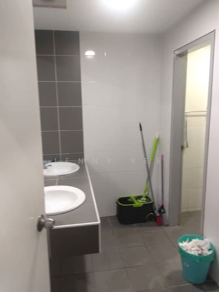 Kedai / Pejabat untuk Disewa di Bandar Bukit Raja (Klang) - Jenny Yee - Bathroom - PropertyGuru.com.my