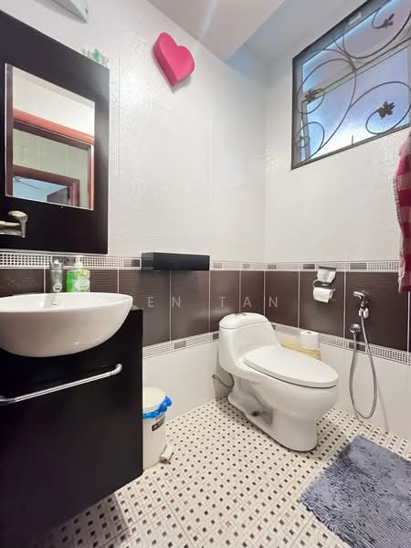 Semi-Detached House for Sale in Damansara Legenda (Petaling Jaya) - Ben Tan - Bathroom - PropertyGuru.com.my