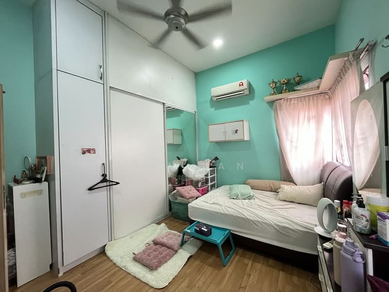 Semi-Detached House for Sale in Damansara Legenda (Petaling Jaya) - Ben Tan - Bedroom - PropertyGuru.com.my