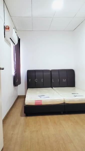 Rumah Flat untuk Disewa di Desa Putra - Joyce Lim - Bedroom - PropertyGuru.com.my