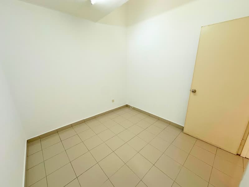 Rumah Teres 2-Tingkat untuk Dijual di Prima Saujana (Kajang) - WAYNE SHENG - Bed 5 - PropertyGuru.com.my