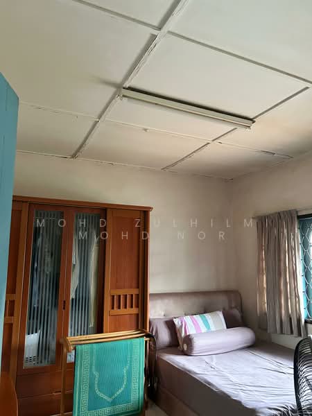 Rumah Teres 2 Tingkat untuk Dijual di Taman Cenderawasih (Kuantan) - Mohd Zulhilmi Mohd Nor - Bedroom - PropertyGuru.com.my