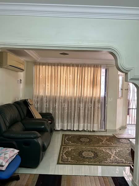 Rumah Teres 2 Tingkat untuk Dijual di Taman Cenderawasih (Kuantan) - Mohd Zulhilmi Mohd Nor - Living Room - PropertyGuru.com.my