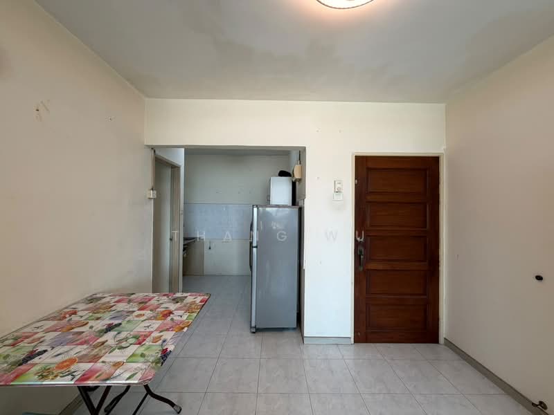 Apartment for Sale at Taman Kheng Tian - Thang Wu - Kitchen - PropertyGuru.com.my