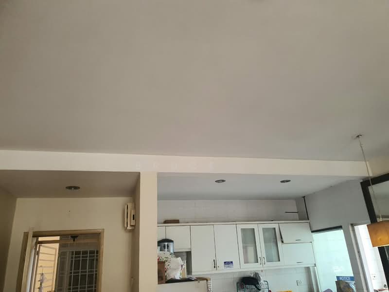 Kondominium untuk Dijual di Platinum Hill PV 5 - Bruce . - Kitchen - PropertyGuru.com.my