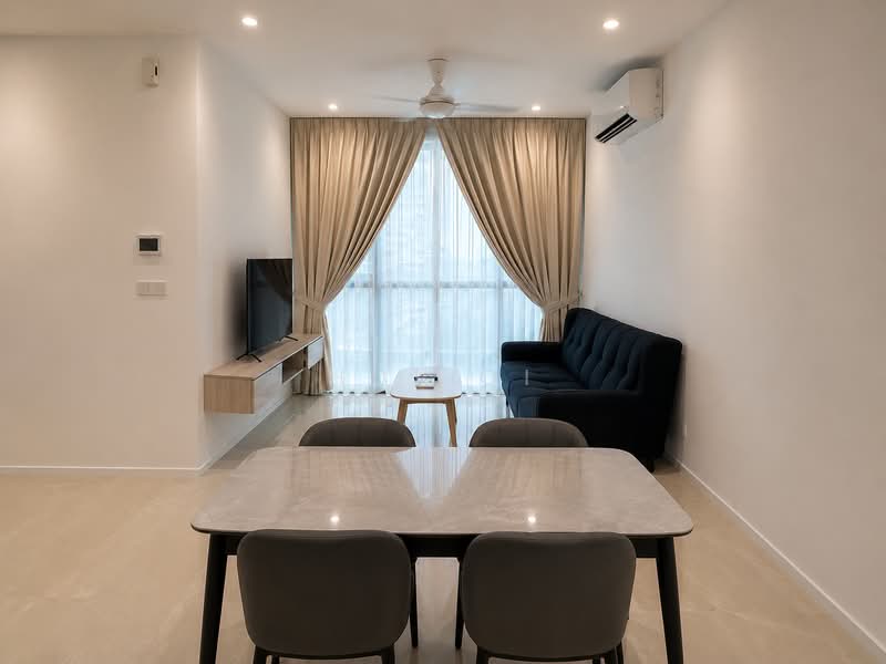 Service Residence for Rent at 10 Stonor - Hui Qi - Living Room - PropertyGuru.com.my