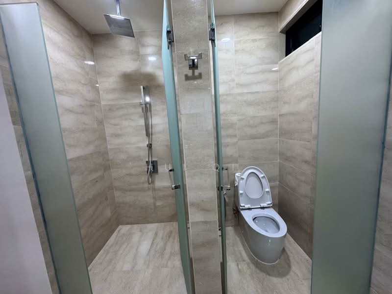 Service Residence for Rent at 10 Stonor - Hui Qi - Bathroom - PropertyGuru.com.my