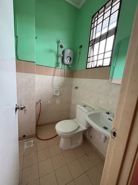 2-storey Terraced House for Sale in Bandar Parklands (Klang) - Ethan Chong - Bathroom - PropertyGuru.com.my