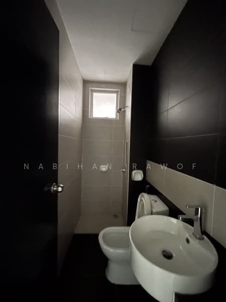 Servis Apartment untuk Dijual di Vida Heights - Nabihan Rawof - Bathroom - PropertyGuru.com.my