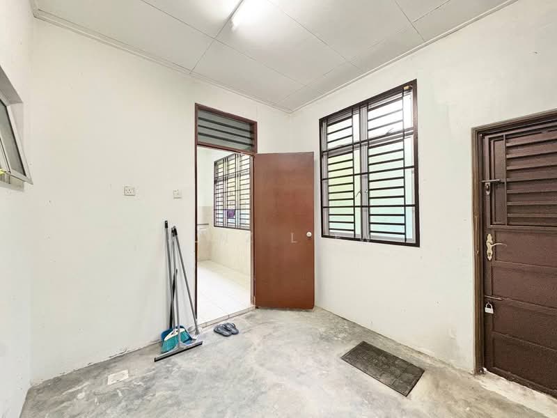 Rumah Teres 2-Tingkat untuk Dijual di Bandar Indahpura (Kulai) - Junz Liew - PropertyGuru.com.my