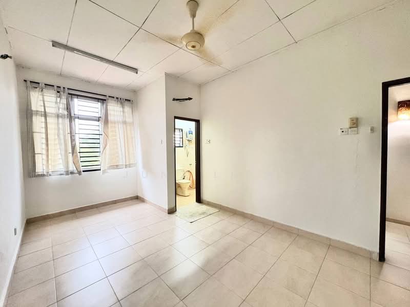Rumah Teres 2-Tingkat untuk Dijual di Bandar Indahpura (Kulai) - Junz Liew - PropertyGuru.com.my