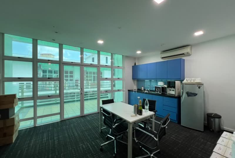 Pejabat untuk Disewa di Kampung Sungai Kayu Ara (Petaling Jaya) - Jack Chan - Kitchen - PropertyGuru.com.my