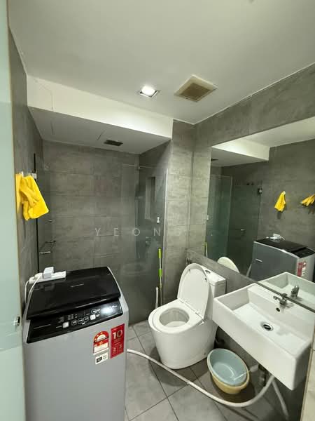 Kediaman Servis untuk Disewa di The Place @ Cyberjaya (Service Residence) - Yeong . - Bathroom - PropertyGuru.com.my