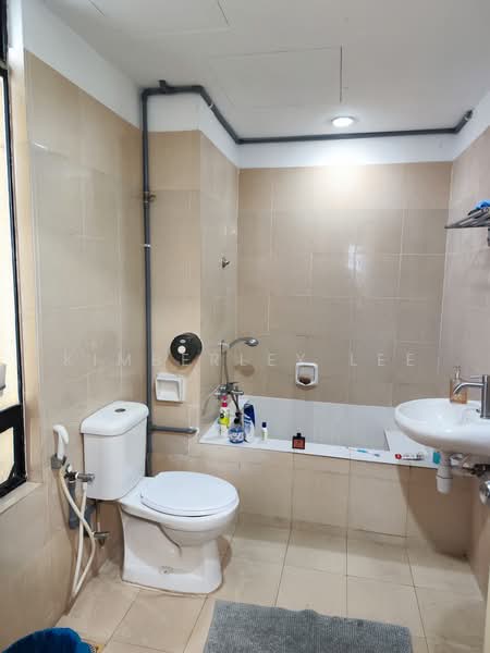 Kondominium untuk Disewa di Rivercity Condominium - Kimberley Lee - Bathroom - PropertyGuru.com.my