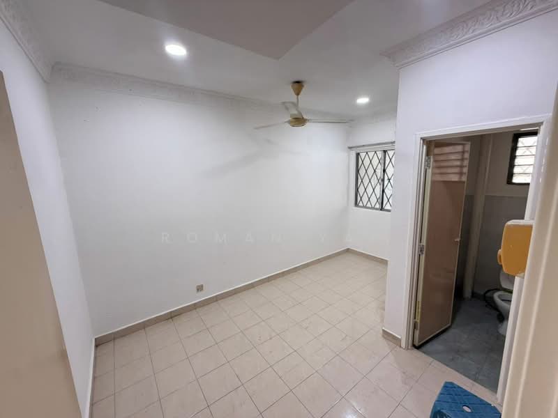 2-storey Terraced House for Sale in Taman Velox (Rawang) - Roman Yap - PropertyGuru.com.my