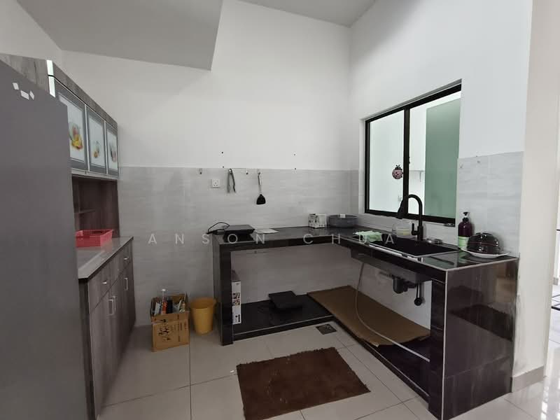 Rumah Teres 2-Tingkat untuk Dijual di Taman Seri Austin (Tebrau) - Anson Chua - Kitchen - PropertyGuru.com.my