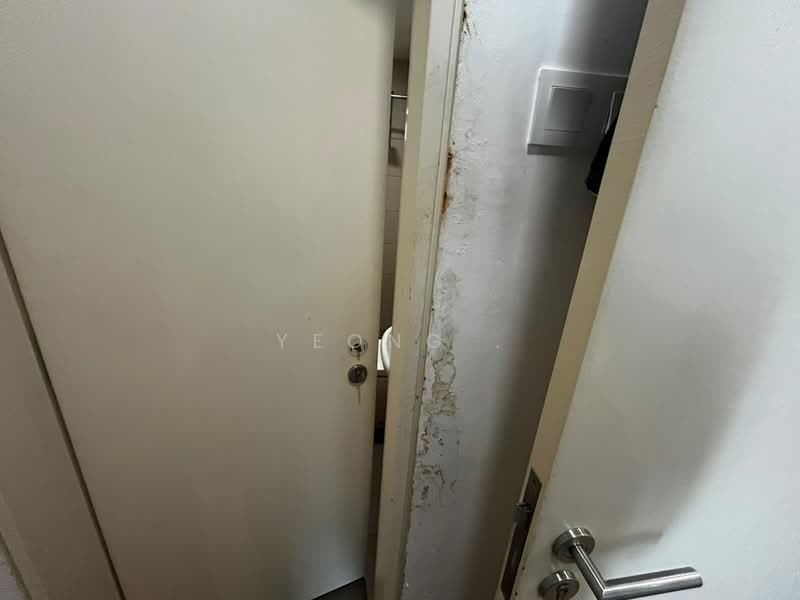 Condominium for Sale at Lakefront Residence - Yeong . - Interior - PropertyGuru.com.my