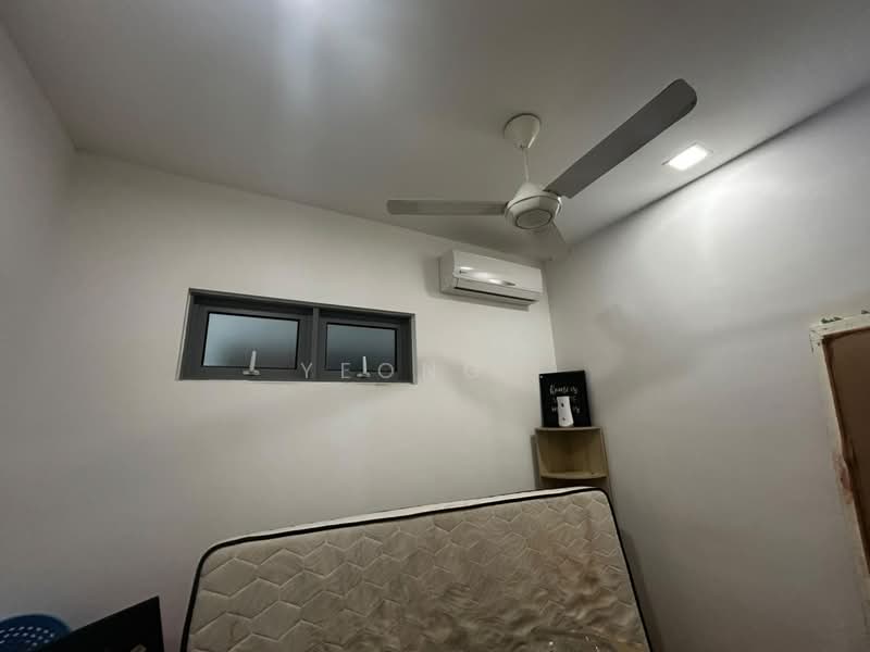 Condominium for Sale at Lakefront Residence - Yeong . - Bedroom - PropertyGuru.com.my