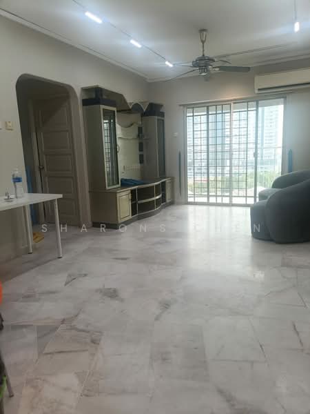 Apartment for Rent at Kenanga Apartments - Sharons Chen - Living Room - PropertyGuru.com.my
