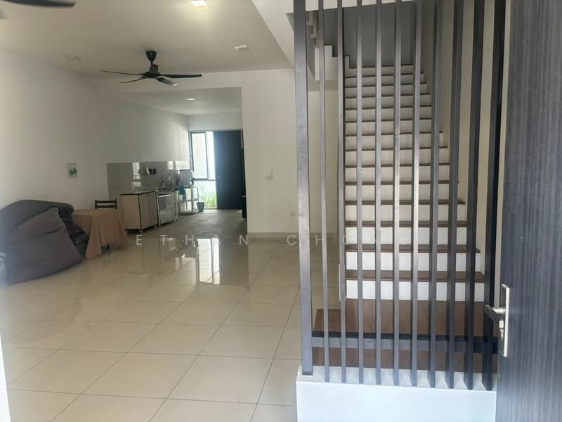 Rumah Teres 2-Tingkat untuk Disewa di Elmina (Shah Alam) - Ethan Chong - Living Room - PropertyGuru.com.my
