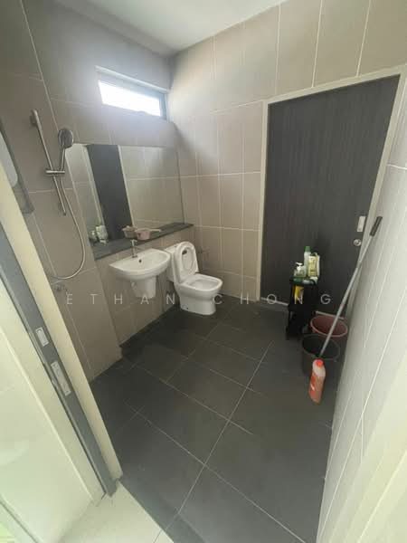 Rumah Teres 2-Tingkat untuk Disewa di Elmina (Shah Alam) - Ethan Chong - Bathroom - PropertyGuru.com.my