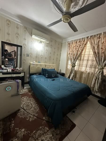 Rumah Berkembar untuk Dijual di Seksyen U9 (Shah Alam) - Mohd Zulhilmi Mohd Nor - Bedroom - PropertyGuru.com.my