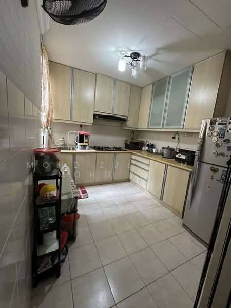 Rumah Berkembar untuk Dijual di Seksyen U9 (Shah Alam) - Mohd Zulhilmi Mohd Nor - Kitchen - PropertyGuru.com.my