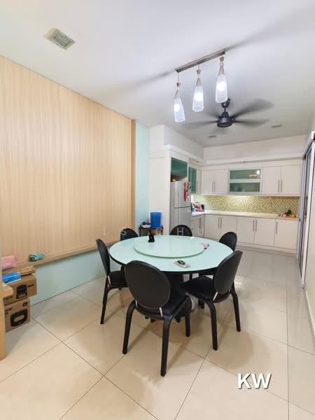 Rumah Berkembar untuk Dijual di Kemuning Utama Permai (Shah Alam) - LS Chu - Dining Room - PropertyGuru.com.my