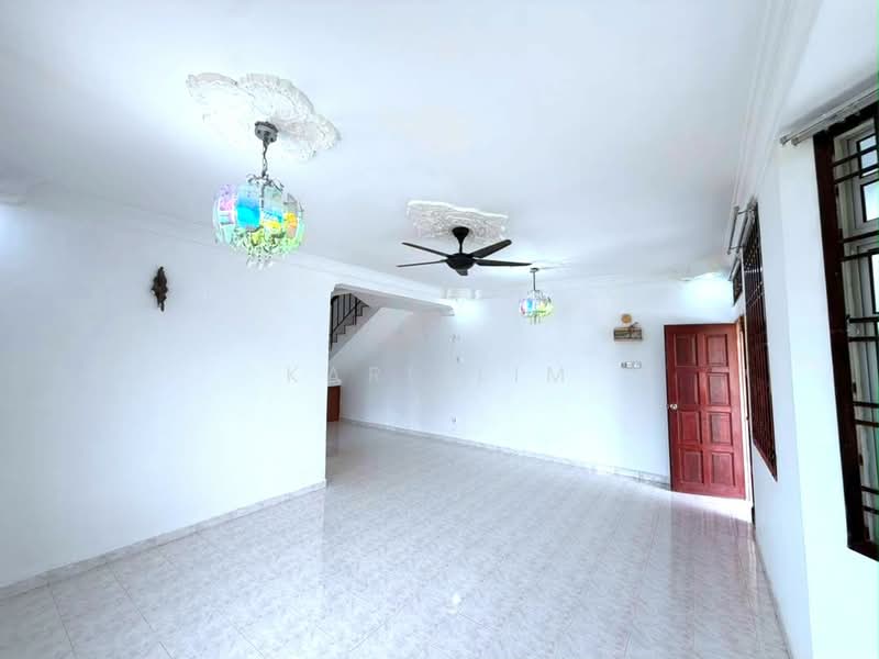 2-storey Terraced House for Sale in Taman Bukit Tiram (Ulu Tiram) - Karl Lim - Living Room - PropertyGuru.com.my