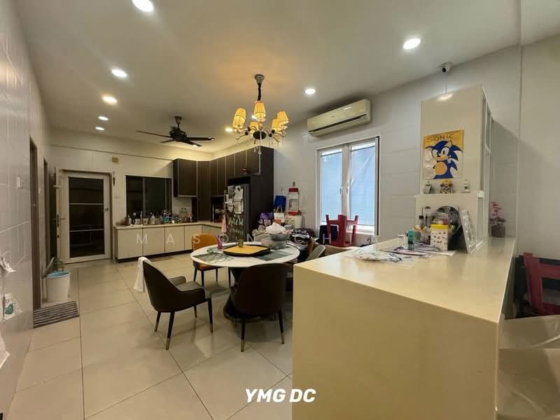 Rumah Berkembar untuk Dijual di Ambang Botanic 2 (Klang) - Mason Chiah - Kitchen - PropertyGuru.com.my
