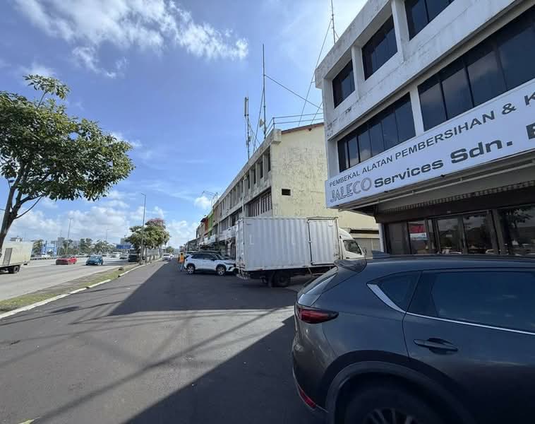 Kedai / Pejabat untuk Dijual di Taman Perling (Perling) - Karl Lim - Exterior - PropertyGuru.com.my