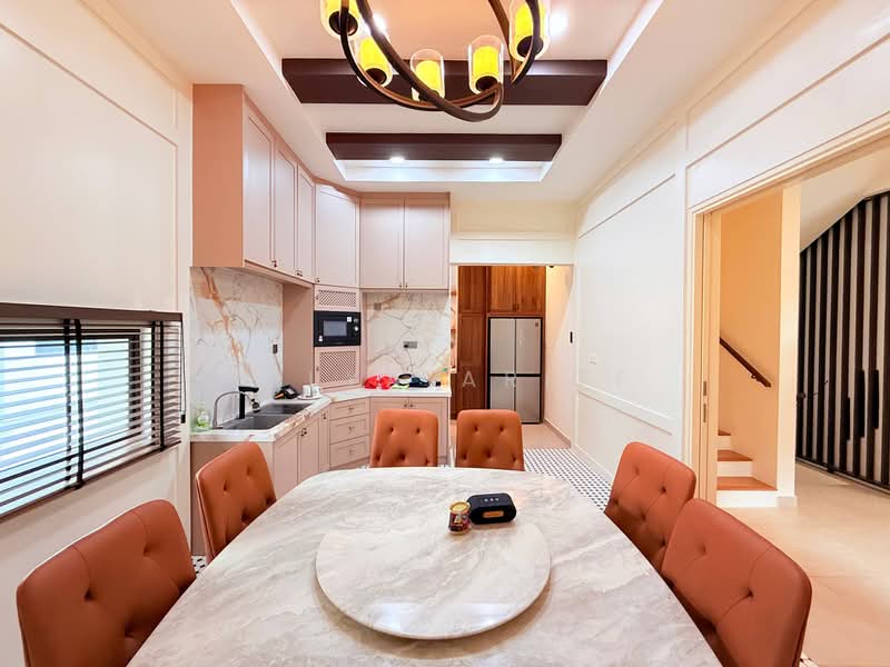 3-storey Terraced House for Sale in Cyberjaya (Selangor) - BILYA ARIFF - Dining Room - PropertyGuru.com.my