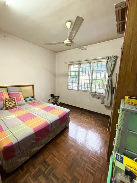 Apartment for Sale at Seri Baiduri - Aaron Yong - Bedroom - PropertyGuru.com.my