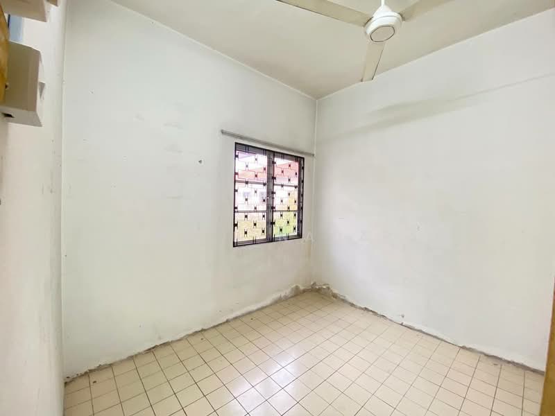 Rumah Teres 2 Tingkat untuk Dijual di Seksyen 8 (Shah Alam) - Ammeer Nadzrai - Interior - PropertyGuru.com.my