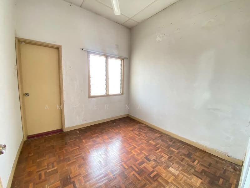Rumah Teres 2 Tingkat untuk Dijual di Seksyen 8 (Shah Alam) - Ammeer Nadzrai - Interior - PropertyGuru.com.my