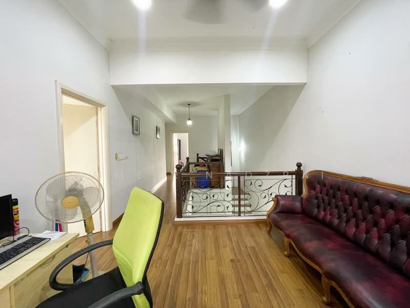 Rumah Berkembar untuk Dijual di Seksyen 24 (Shah Alam) - Ammeer Nadzrai - Interior - PropertyGuru.com.my
